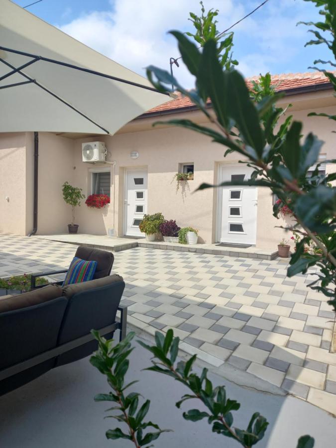 Leda Apartmani Smederevo Extérieur photo