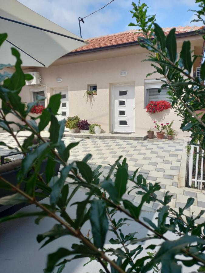 Leda Apartmani Smederevo Extérieur photo