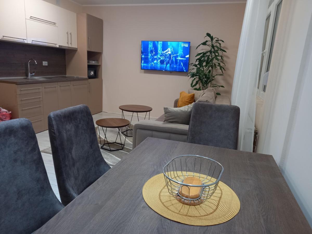 Leda Apartmani Smederevo Extérieur photo