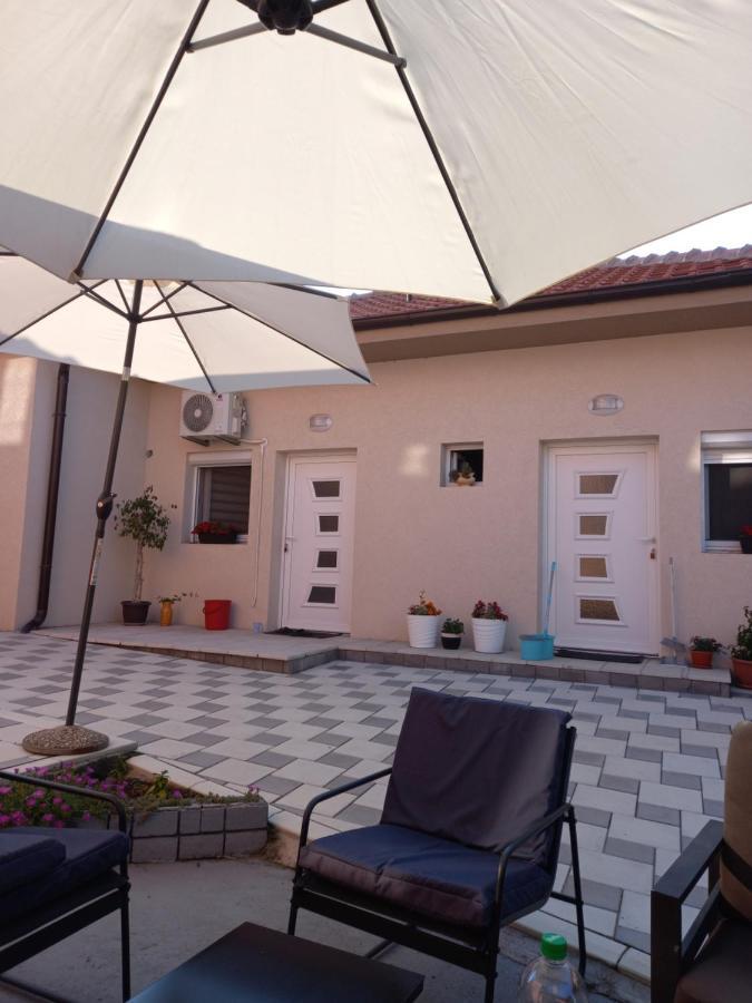 Leda Apartmani Smederevo Extérieur photo